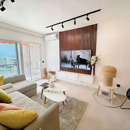 Luxury In Center * Μαρμπέλλα