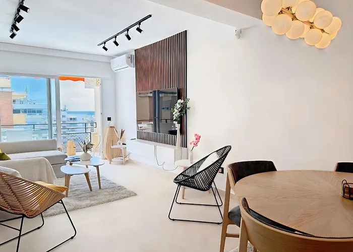 Luxury In Center דירה *
